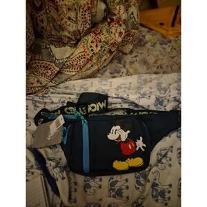 Disney Mickey Mouse Fanny Pack With Mickey Mouse On Front Of It It Is A Navy